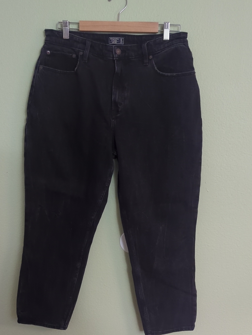 Abercrombie & Fitch High Rise Cropped Jeans